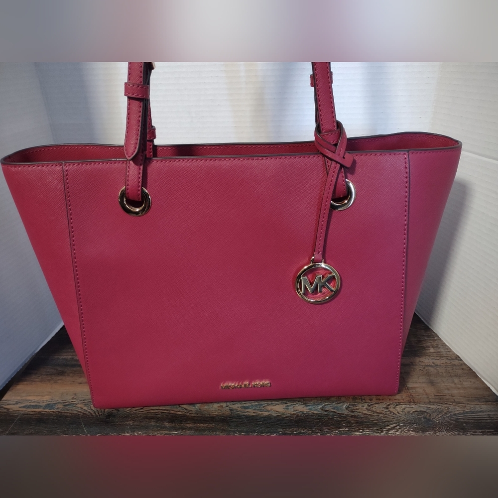 Michael Kors Walsh Berry Multifunctional Leather Medium Tote Purse New With Tags - Picture 2 of 16